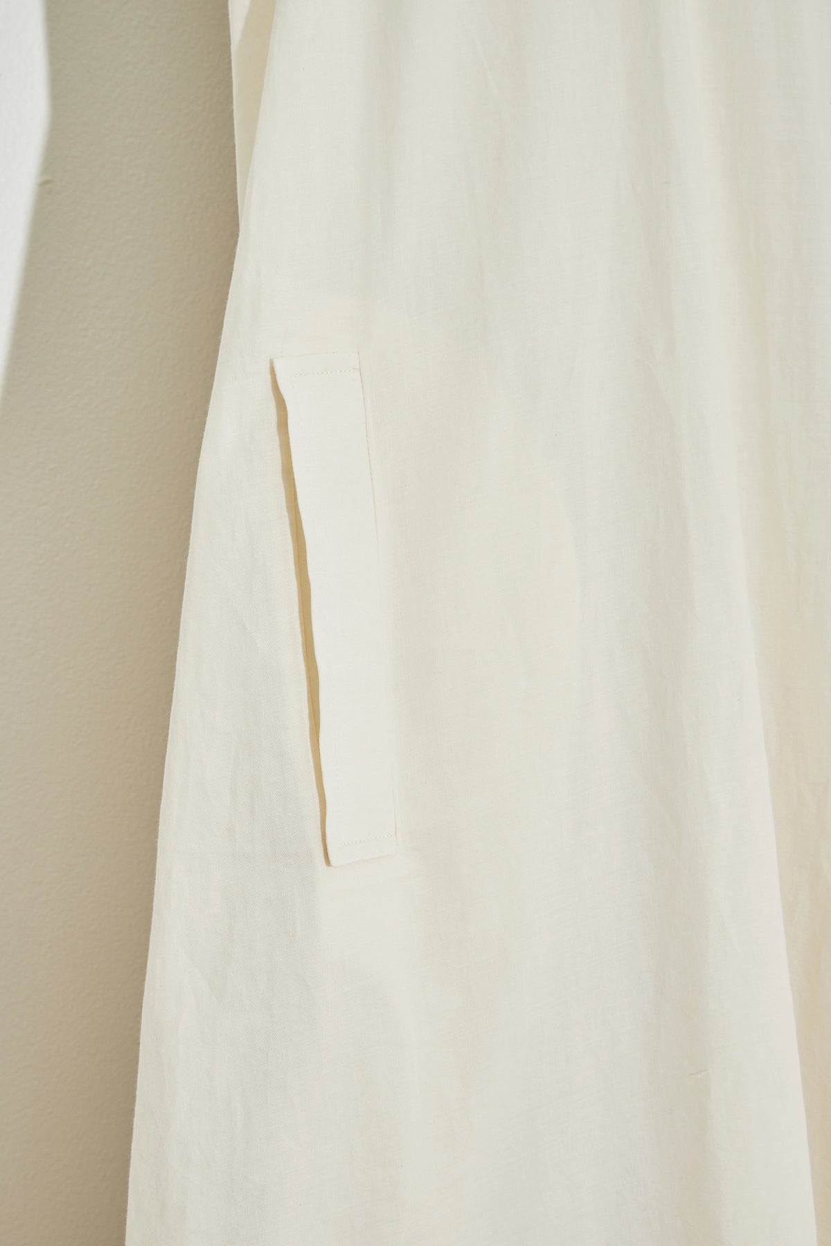 Dress With Sleeve Detail At Back Oat