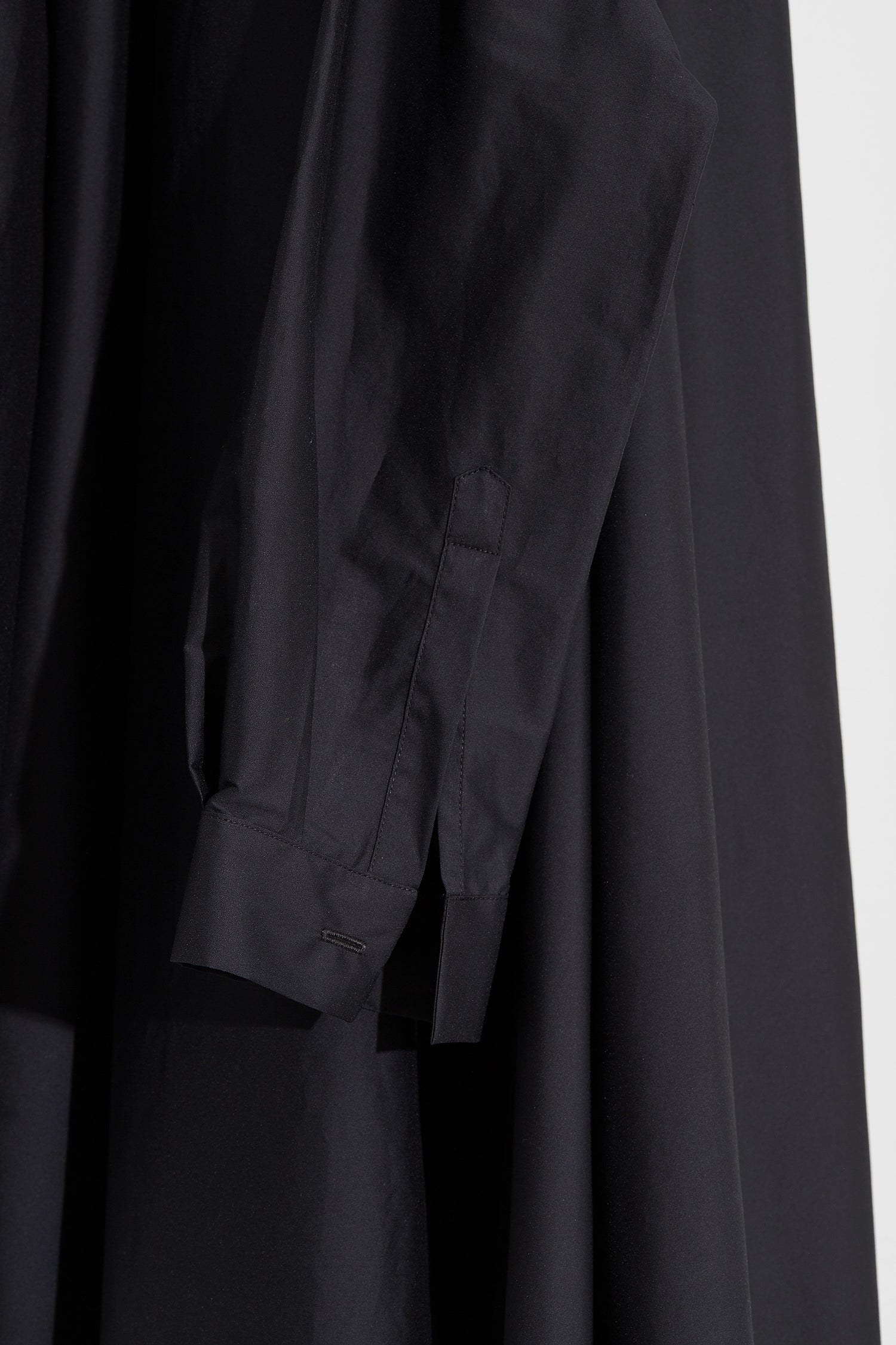 Dress With Sleeve Detail At Back Black