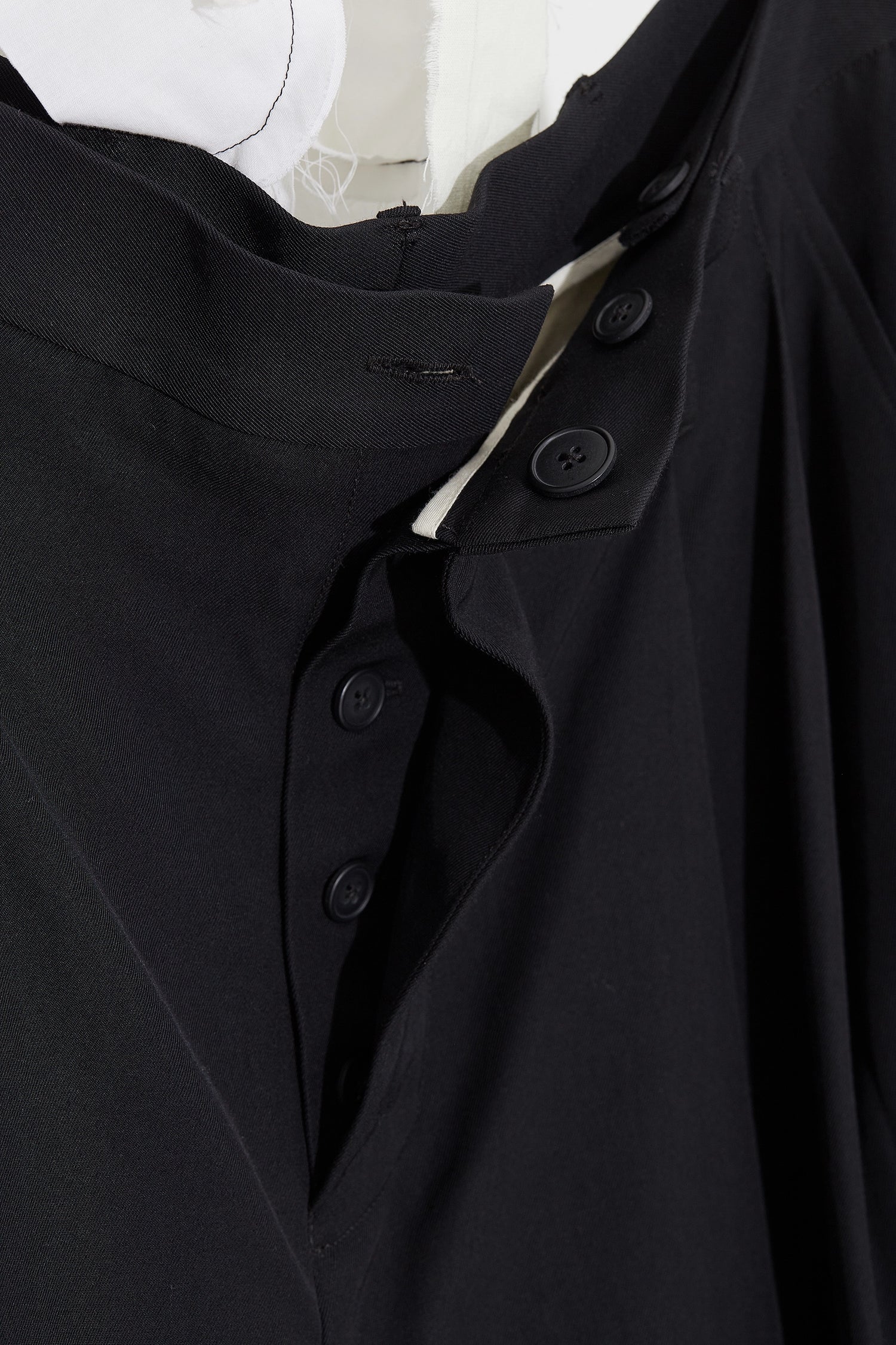 Tailored Pleat Front Shorts Black