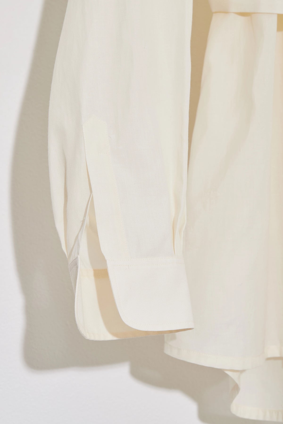 Oversized Collared Shirt with tie Oat