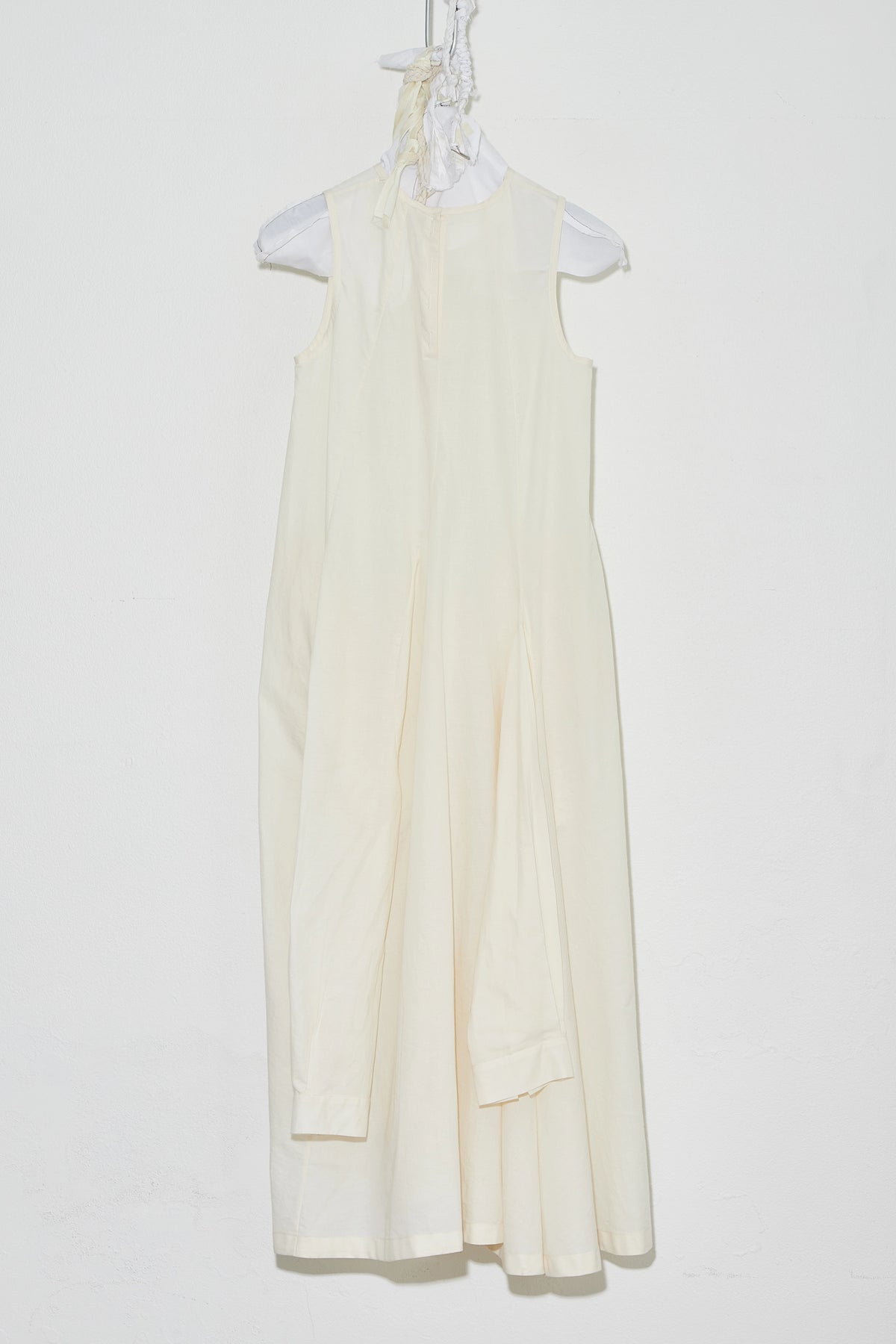 Dress With Sleeve Detail At Back Oat