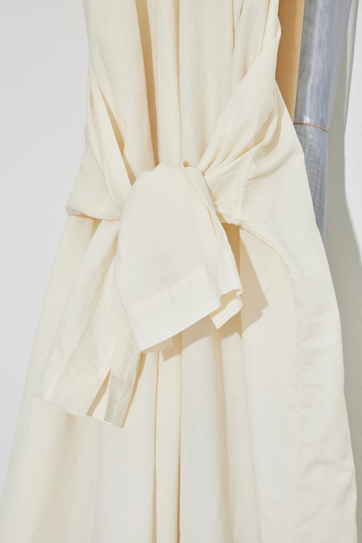 Dress With Sleeve Detail At Back Oat