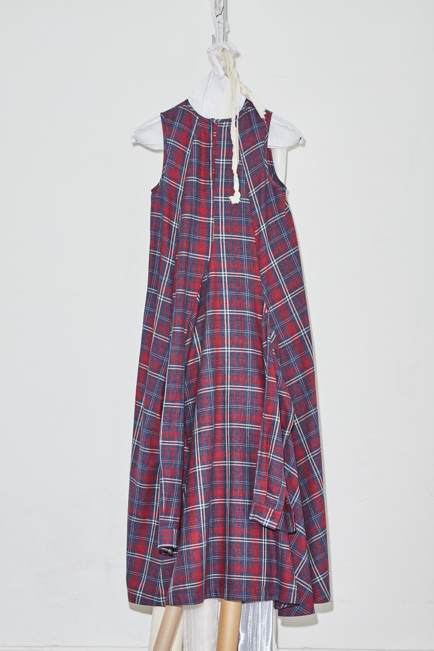 Dress With Sleeve Detail At Back Red/Navy Tartan