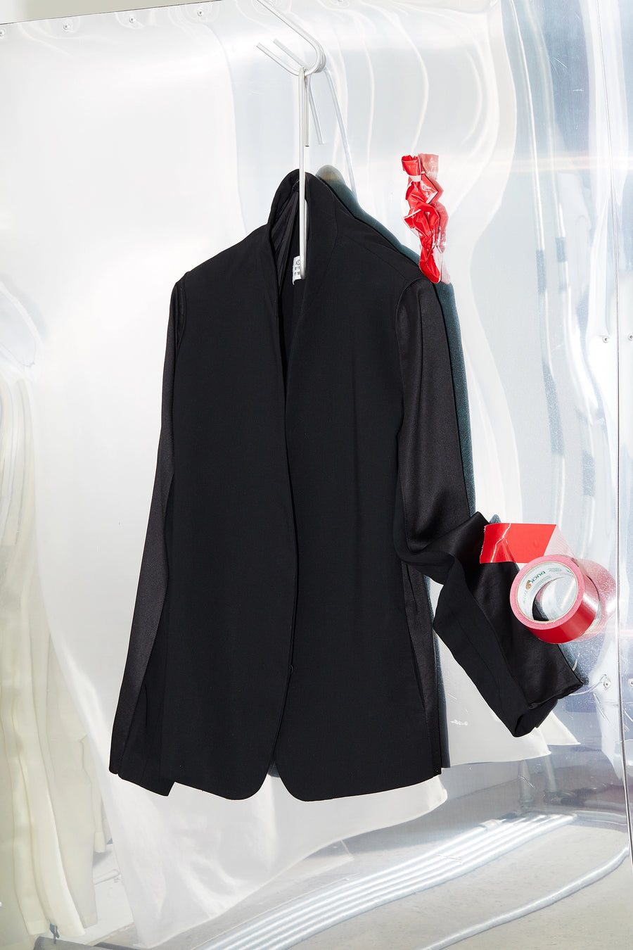 Collarless longline blazer