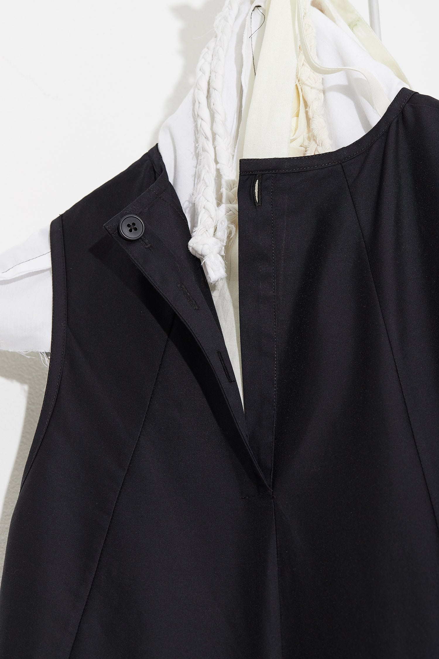 Dress With Sleeve Detail At Back Black