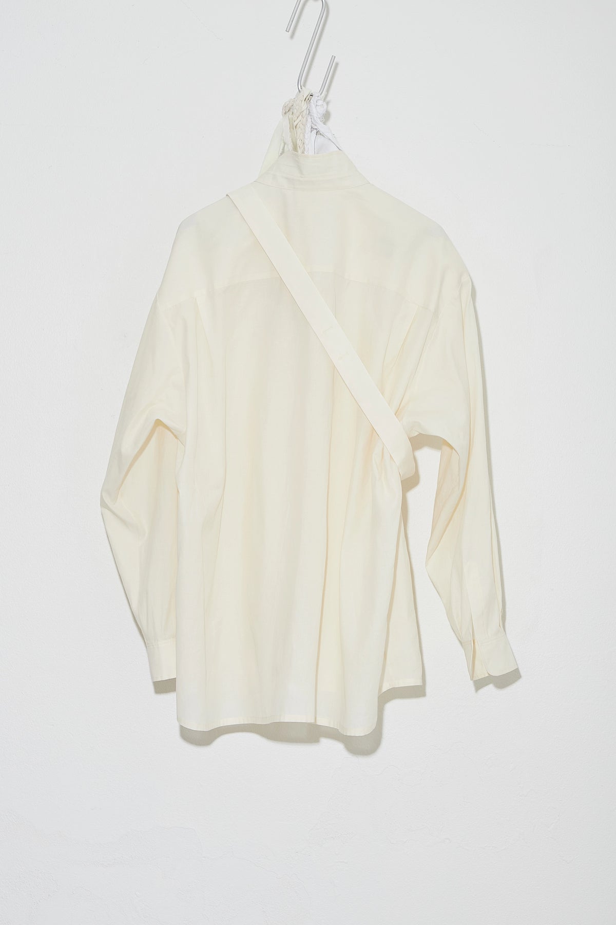 Oversized Collared Shirt with tie Oat