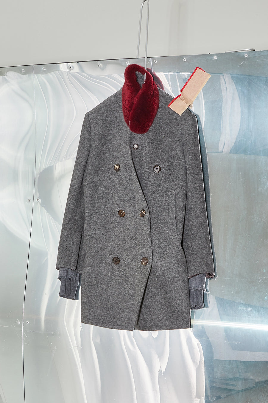 Tailored Mid-length Wool Coat with Contrast Red Fur Collar